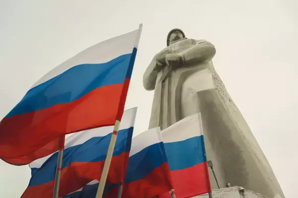 С Днём Государственного флага России!
